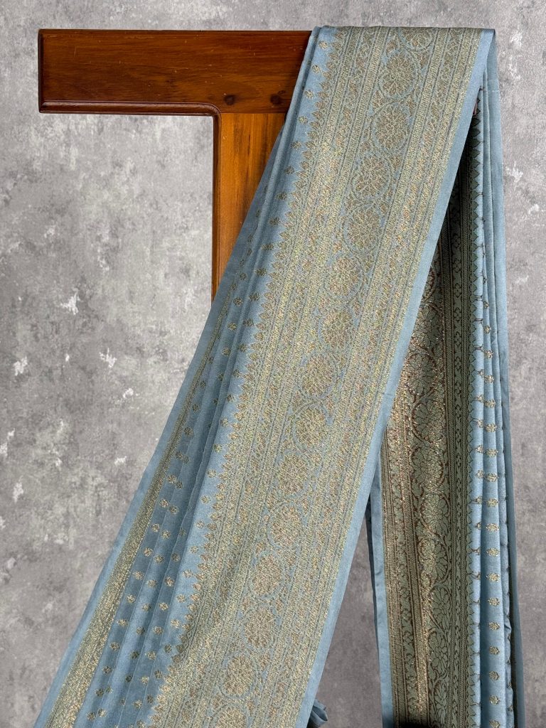 SEMI GEORGETTE ANTIQUE ZARI BANARASI SAREE - Image 2